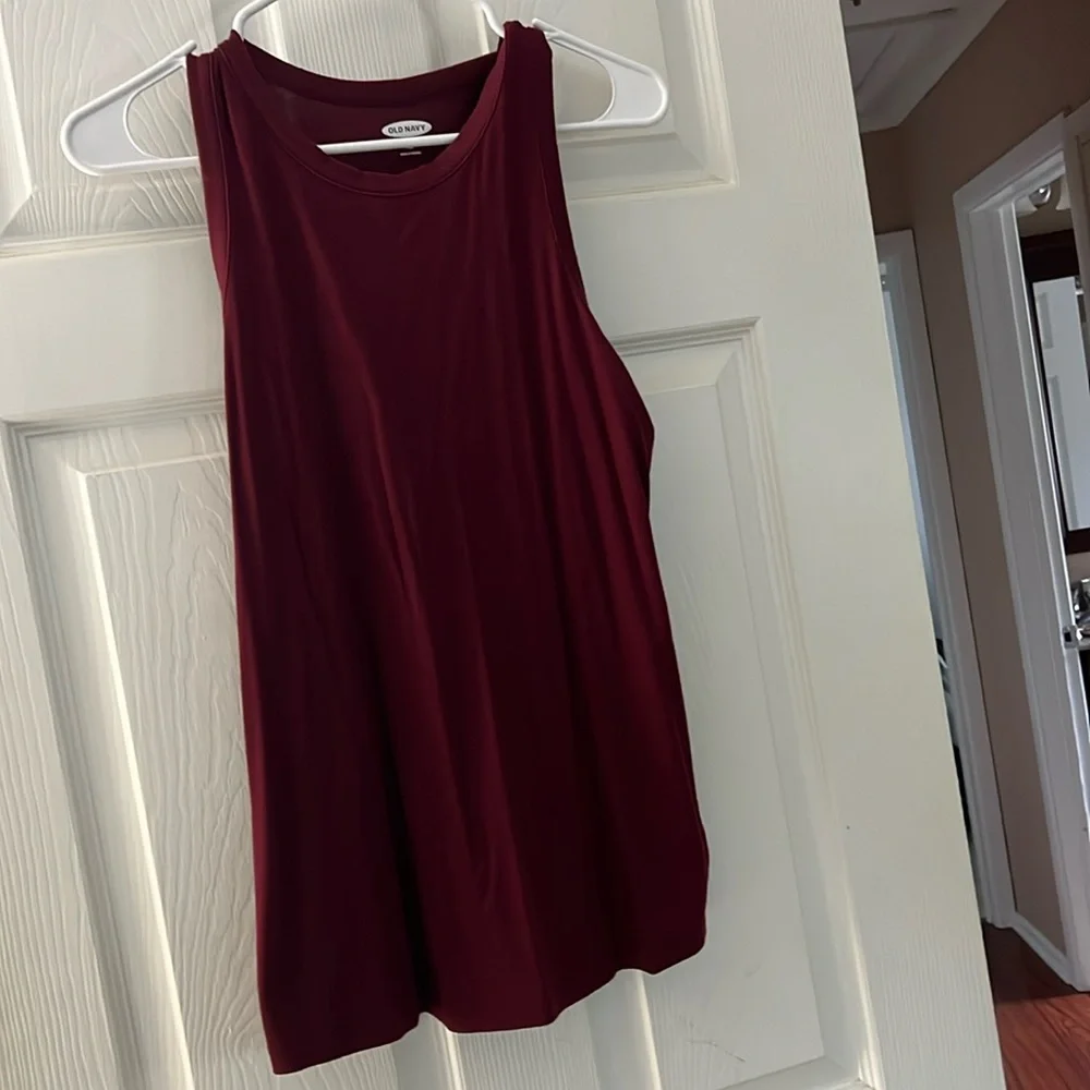 Tops - Picture 1 of 4